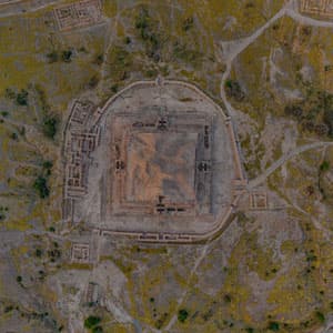 چغازنبیل؛ نیایش در آغوش آسمان - Image 3