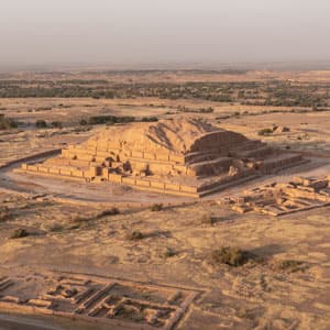 چغازنبیل؛ نیایش در آغوش آسمان - Image 4